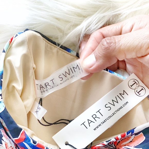 XS Tart Swim New w/tag - Picture 4 of 4